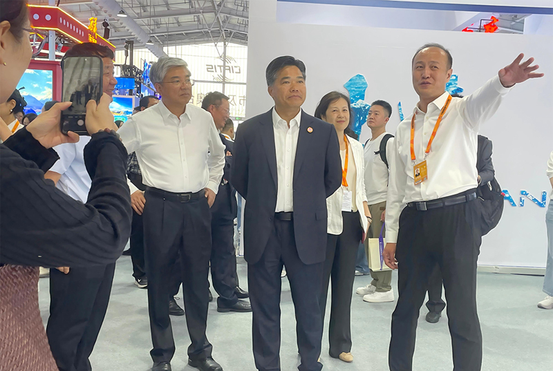 2025年9月10日，由我公司设计搭建的甘肃展馆，在中国国际服务贸易交易会精彩亮相。